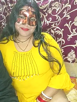 Hot muskaan online show from 10, 1, 2025