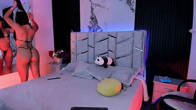 daniiphoeniixx online show from 7, 10, 2025