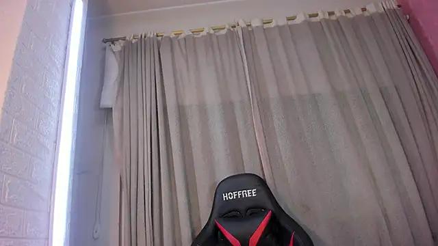 alanna love01 online show from 8, 1, 2025