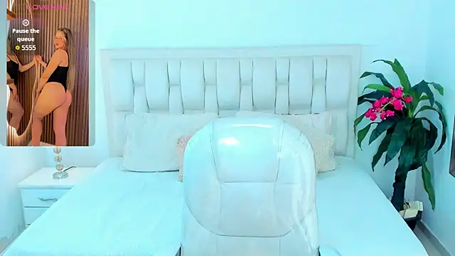 Annie kurt  online show from 9, 10, 2025