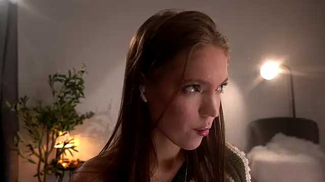 alittlestarrr online show from 25, 10, 2025