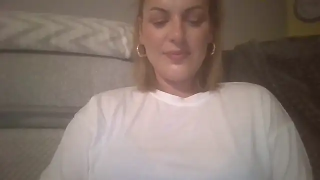 Gigi-Honey online show from 19, 9, 2025