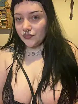 Gothicsiren online show from 6, 1, 2025