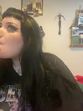 Gothicsiren online show from 17, 2, 2025