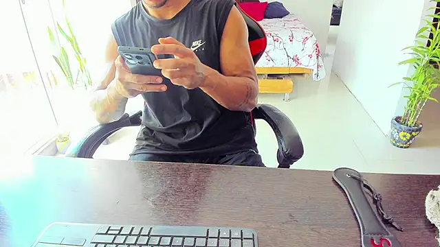 Snapshot of Adam_Valenciia chatting on 21, 10, 2025 Adam Valenciia online show from 21, 10, 2025