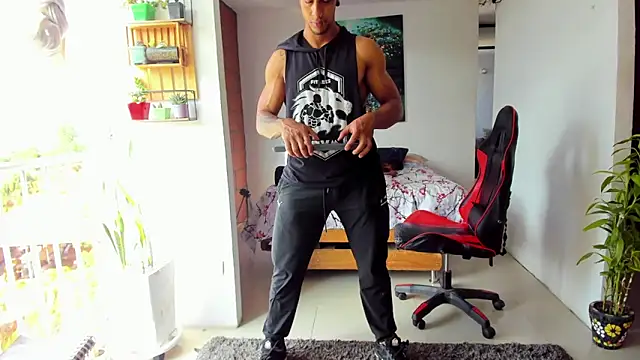 Snapshot of Adam_Valenciia chatting on 27, 10, 2025 Adam Valenciia online show from 27, 10, 2025