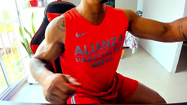 Snapshot of Adam_Valenciia chatting on 4, 11, 2025 Adam Valenciia online show from 4, 11, 2025