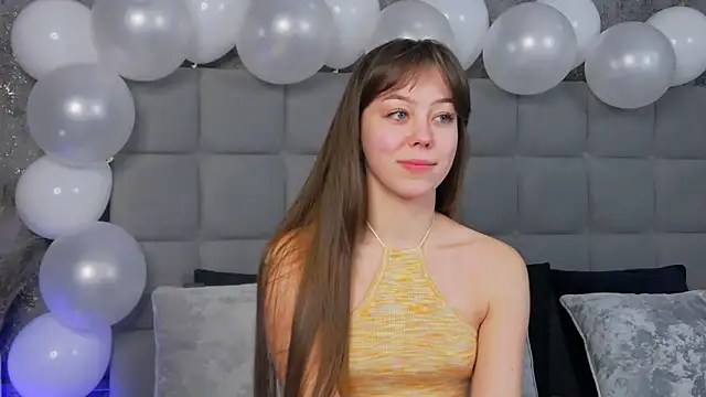 Snapshot of TheEmma chatting on 10, 2, 2025 TheEmma online show from 10, 2, 2025