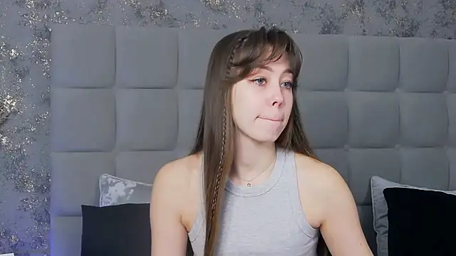 Snapshot of TheEmma chatting on 28, 2, 2025 TheEmma online show from 28, 2, 2025