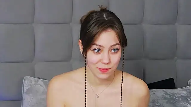 Snapshot of TheEmma chatting on 16, 3, 2025 TheEmma online show from 16, 3, 2025