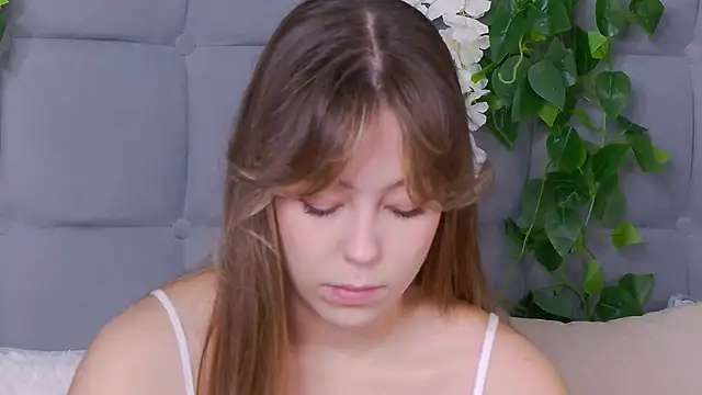 Snapshot of TheEmma chatting on 20, 10, 2025 TheEmma online show from 20, 10, 2025