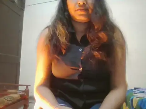 Hot-shanvi online show from 7, 2, 2025