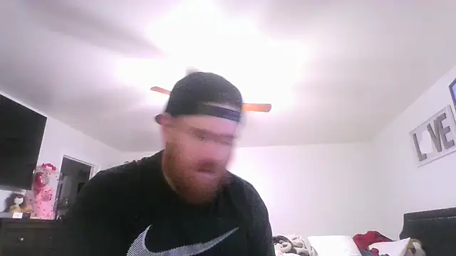 Cupcakesnbooboo online show from 4, 1, 2025