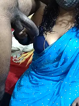 Snapshot of Rathi22 chatting on 9, 11, 2025 Rathi22 online show from 9, 11, 2025