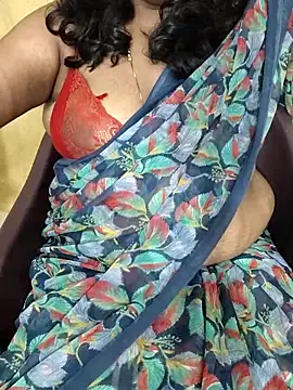 Snapshot of Rathi22 chatting on 18, 11, 2025 Rathi22 online show from 18, 11, 2025