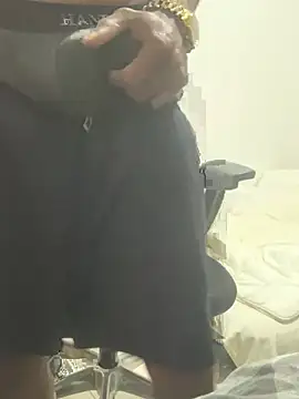 Snapshot of Taylor69xKiki chatting on 31, 12, 2024 Taylor69xKiki online show from 31, 12, 2024