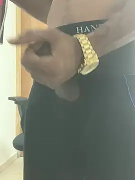 Snapshot of Taylor69xKiki chatting on 4, 1, 2025 Taylor69xKiki online show from 4, 1, 2025