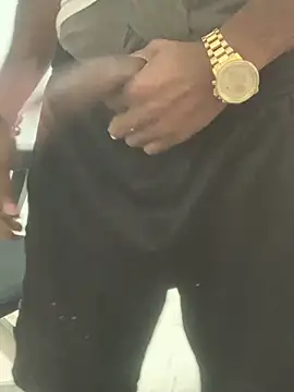 Snapshot of Taylor69xKiki chatting on 10, 1, 2025 Taylor69xKiki online show from 10, 1, 2025