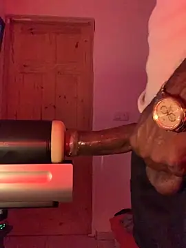 Snapshot of Taylor69xKiki chatting on 26, 9, 2025 Taylor69xKiki online show from 26, 9, 2025