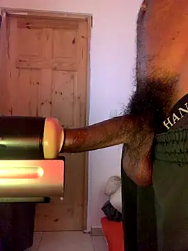 Snapshot of Taylor69xKiki chatting on 4, 10, 2025 Taylor69xKiki online show from 4, 10, 2025