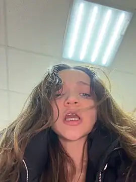 Snapshot of TheYourL chatting on 10, 3, 2026 TheYourL online show from 10, 3, 2026