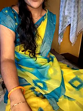 lovelygirl4567 online show from 13, 10, 2025