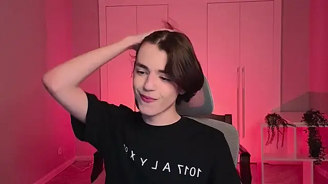 b0y fantasy online show from 22, 1, 2025