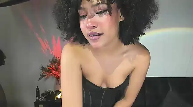 Snapshot of bronwgirl69 chatting on 17, 2, 2025 bronwgirl69 online show from 17, 2, 2025