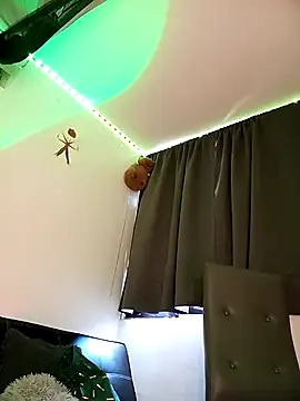 Snapshot of bronwgirl69 chatting on 9, 3, 2025 bronwgirl69 online show from 9, 3, 2025