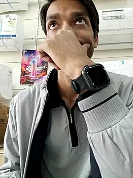 Snapshot of Tarun_0026 chatting on 15, 3, 2025 Tarun 0026 online show from 15, 3, 2025