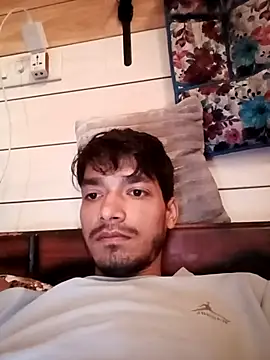 Snapshot of Tarun_0026 chatting on 17, 9, 2025 Tarun 0026 online show from 17, 9, 2025