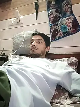 Snapshot of Tarun_0026 chatting on 20, 10, 2025 Tarun 0026 online show from 20, 10, 2025