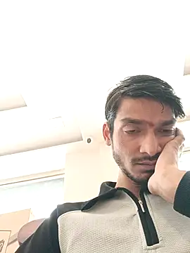 Snapshot of Tarun_0026 chatting on 23, 10, 2025 Tarun 0026 online show from 23, 10, 2025