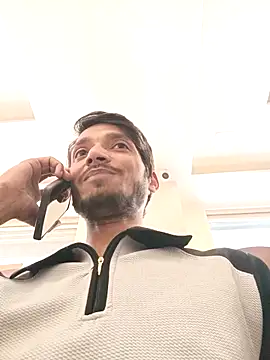 Snapshot of Tarun_0026 chatting on 28, 10, 2025 Tarun 0026 online show from 28, 10, 2025