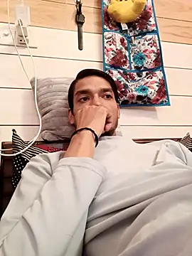 Snapshot of Tarun_0026 chatting on 3, 11, 2025 Tarun 0026 online show from 3, 11, 2025