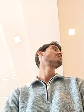 Snapshot of Tarun_0026 chatting on 8, 11, 2025 Tarun 0026 online show from 8, 11, 2025