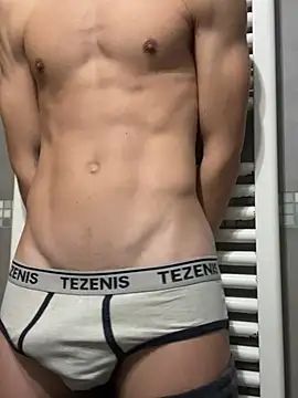 EmanuelMCL online show from 4, 1, 2025