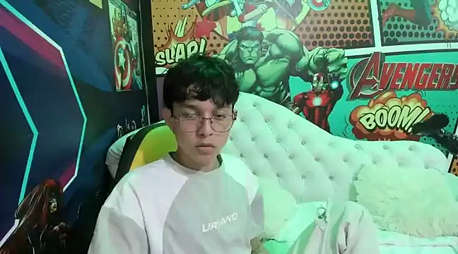 Snapshot of jisuscat chatting on 15, 1, 2025 jisuscat online show from 15, 1, 2025