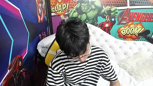 Snapshot of jisuscat chatting on 18, 1, 2025 jisuscat online show from 18, 1, 2025