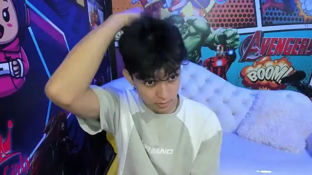 Snapshot of jisuscat chatting on 27, 2, 2025 jisuscat online show from 27, 2, 2025