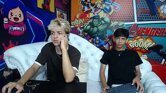 Snapshot of jisuscat chatting on 12, 9, 2025 jisuscat online show from 12, 9, 2025