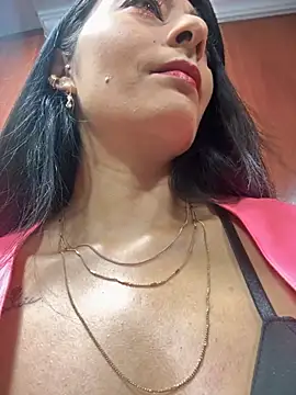 BELLA--26 online show from 28, 10, 2025