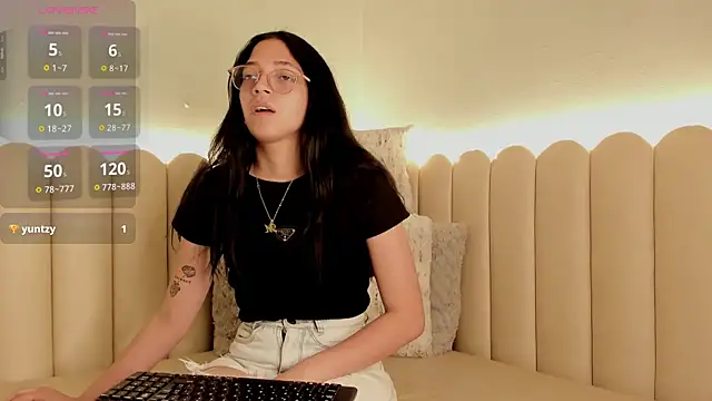 catalina rrosee online show from 2, 1, 2025