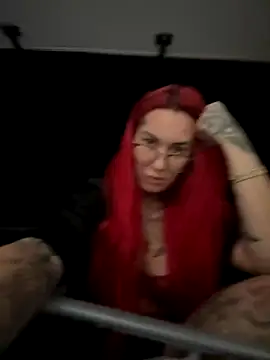 Mia-Fuchs online show from 19, 9, 2025