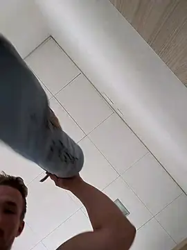 frankthefuck69 online show from 13, 10, 2025