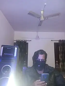 MAGNETICDADDY8 online show from 5, 1, 2025