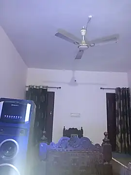 MAGNETICDADDY8 online show from 6, 1, 2025