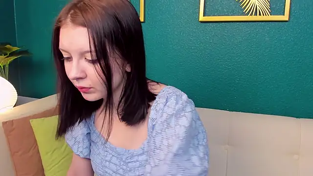 AmeliaVon online show from 2, 2, 2025