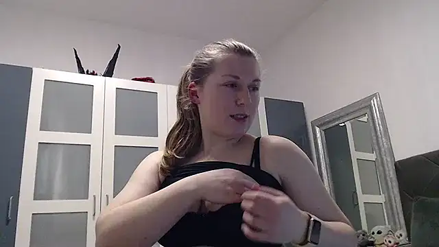 SexyJoanne online show from 15, 3, 2025