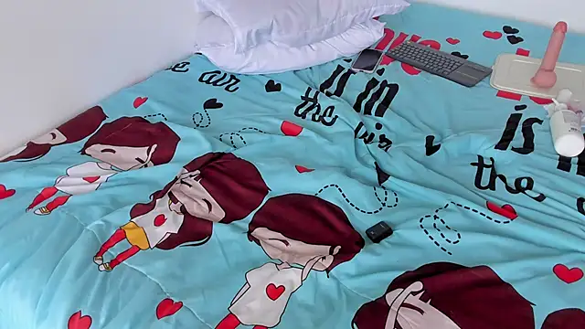 Laurensmith9 online show from 13, 12, 2025